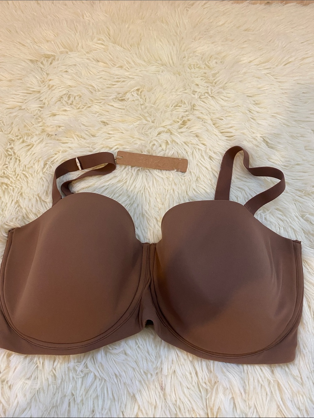 SKIMS Strap or Strapless Buttery Soft Fits Everybody Bra - Picture 6 of 9